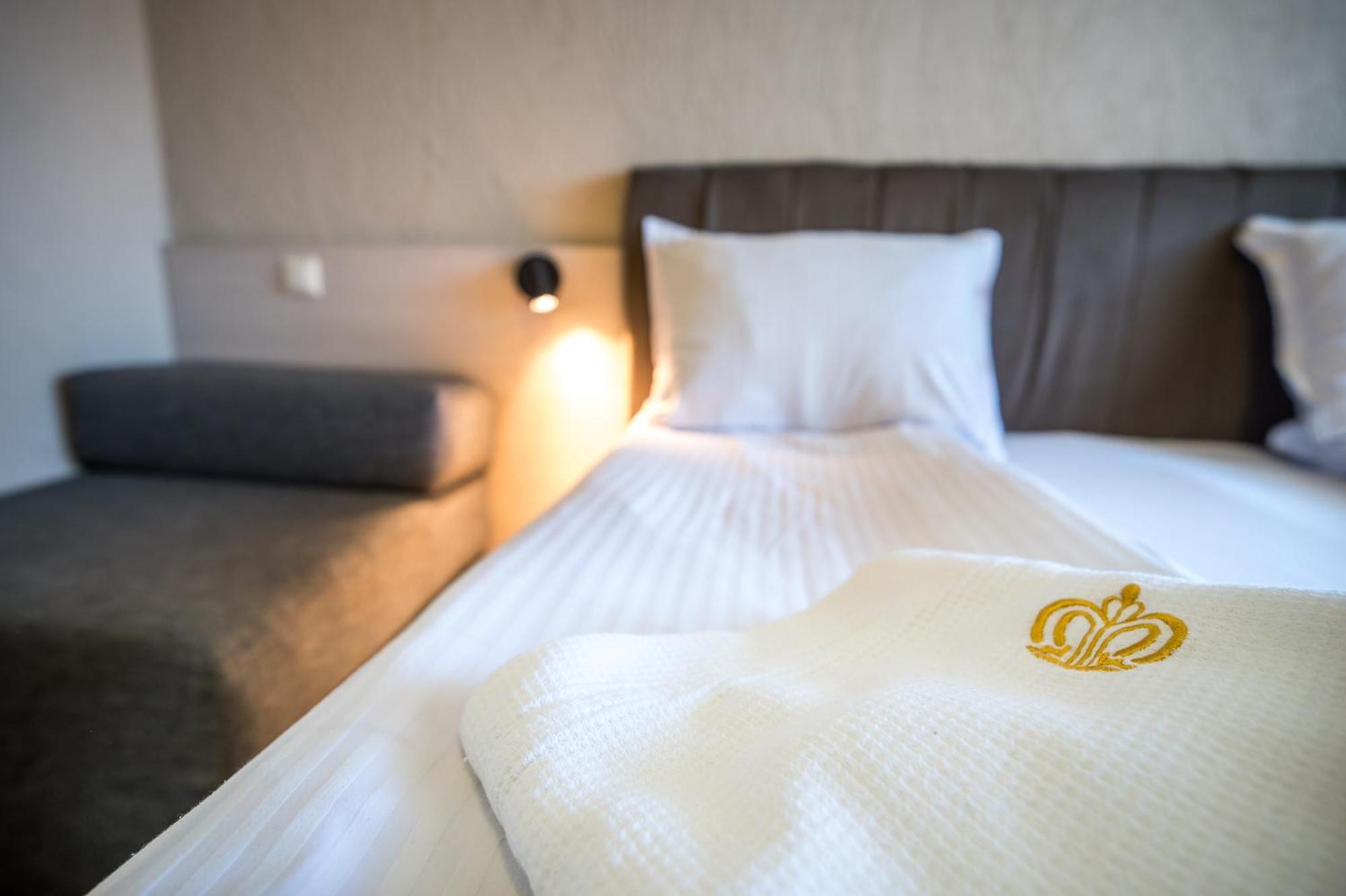 Hotel Royal Bath Banja Kültér fotó