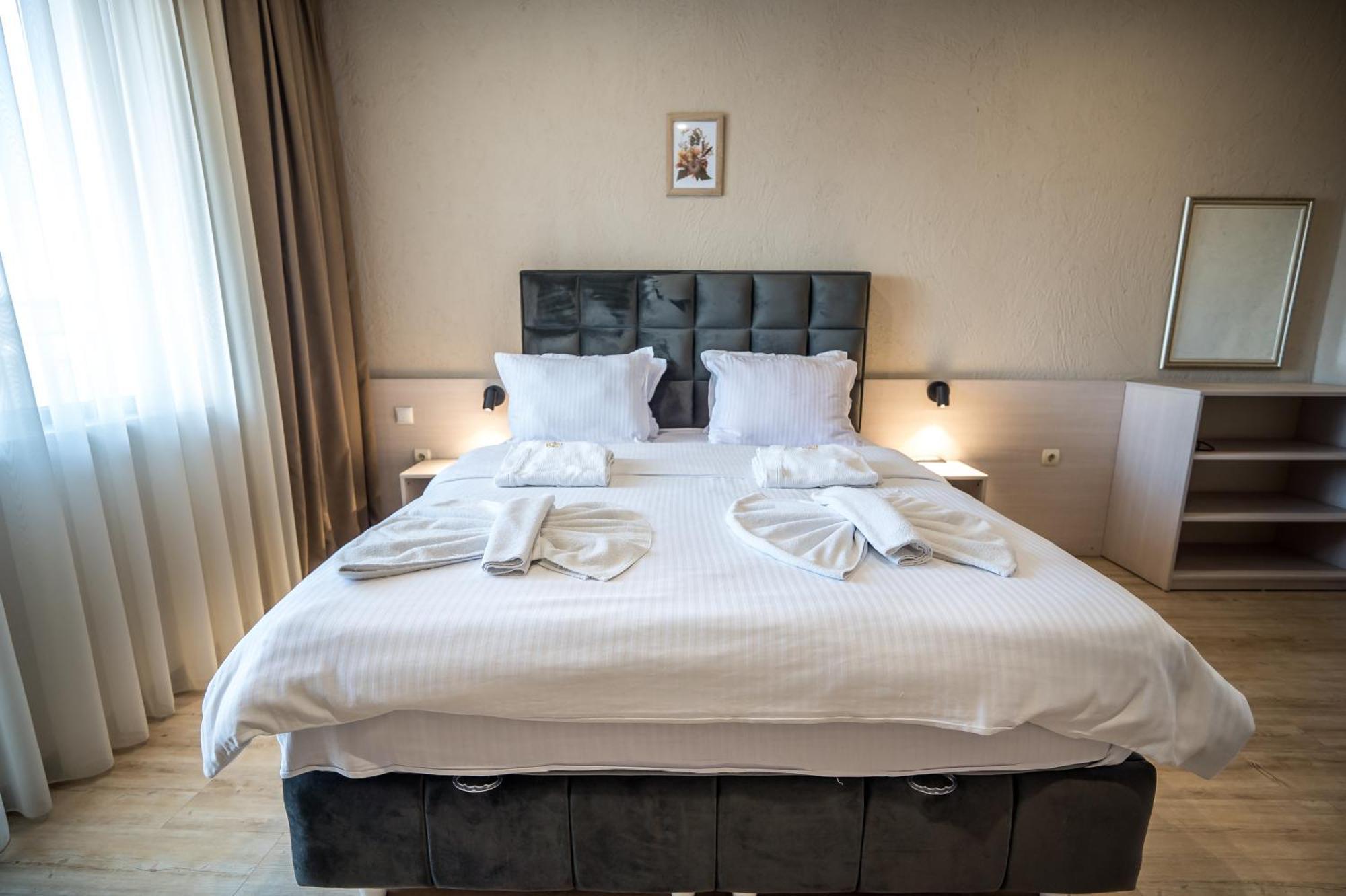 Hotel Royal Bath Banja Kültér fotó