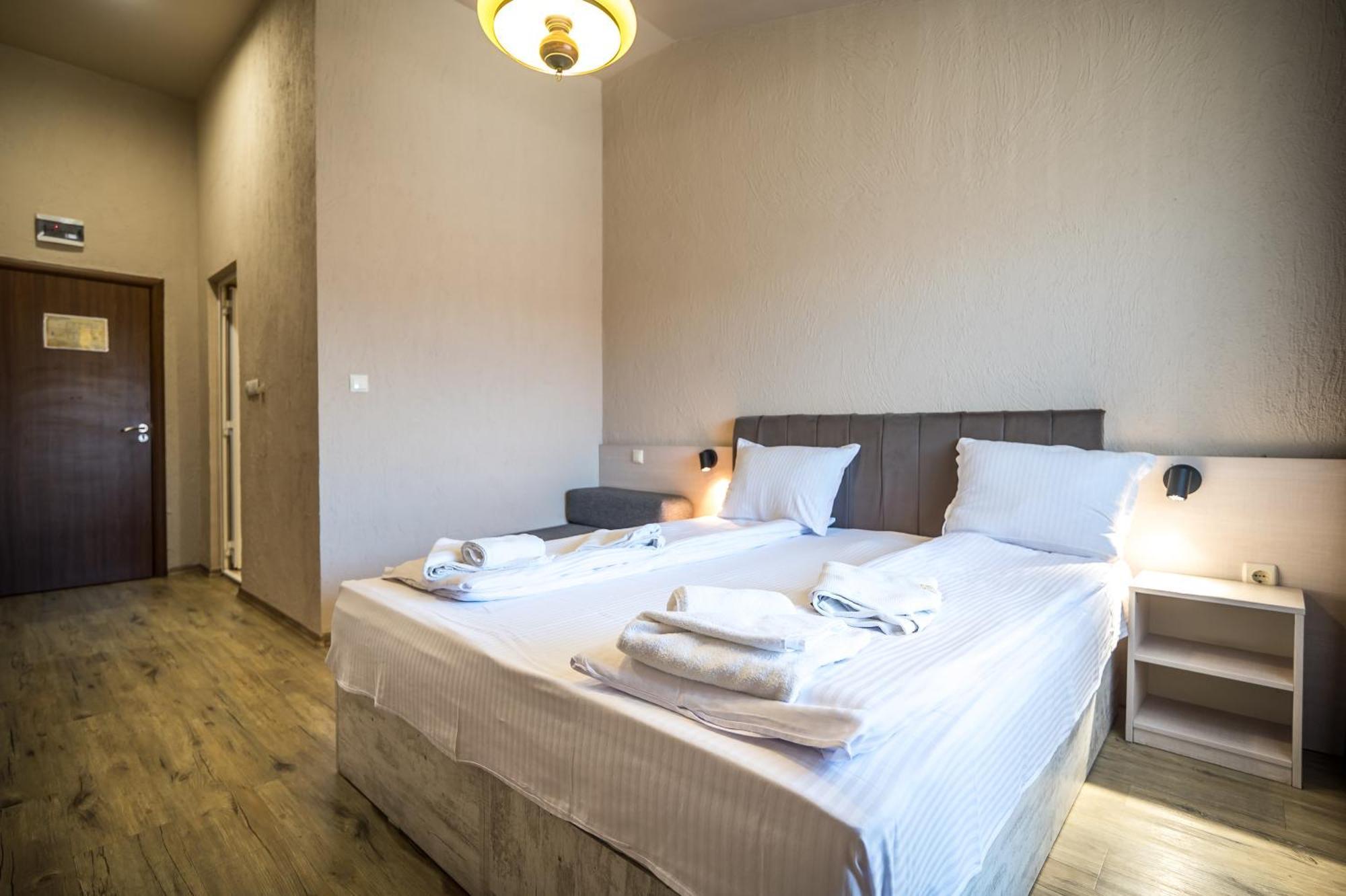Hotel Royal Bath Banja Kültér fotó