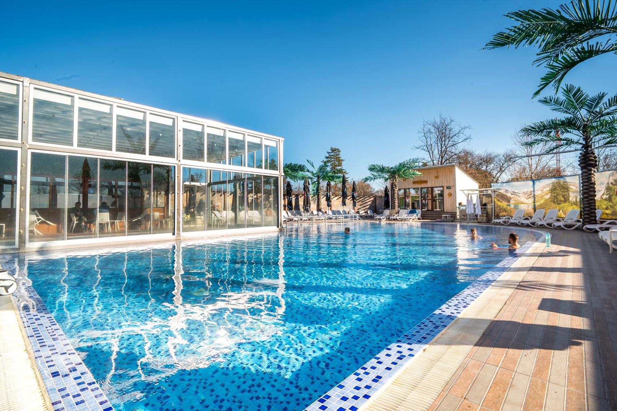 Hotel Royal Bath Banja Kültér fotó